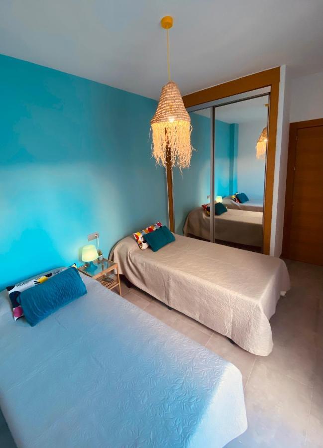 Apartamentos Chuita Playa Малага Екстер'єр фото