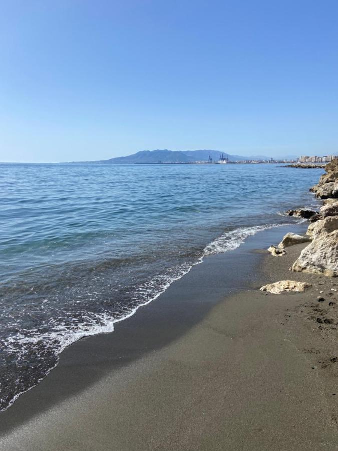 Apartamentos Chuita Playa Малага Екстер'єр фото