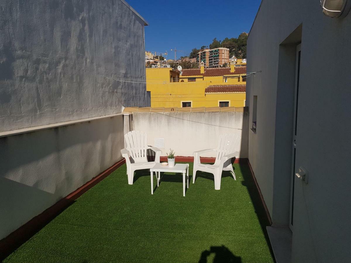 Apartamentos Chuita Playa Малага Екстер'єр фото