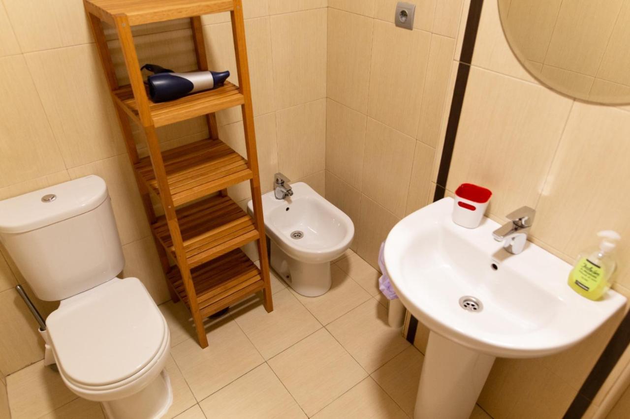 Apartamentos Chuita Playa Малага Екстер'єр фото